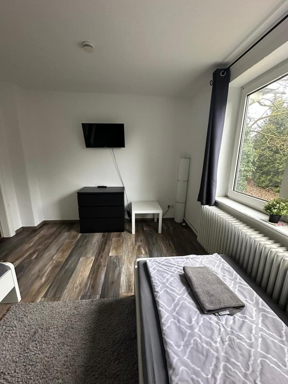Communal lounge/ TV room, Bedroom