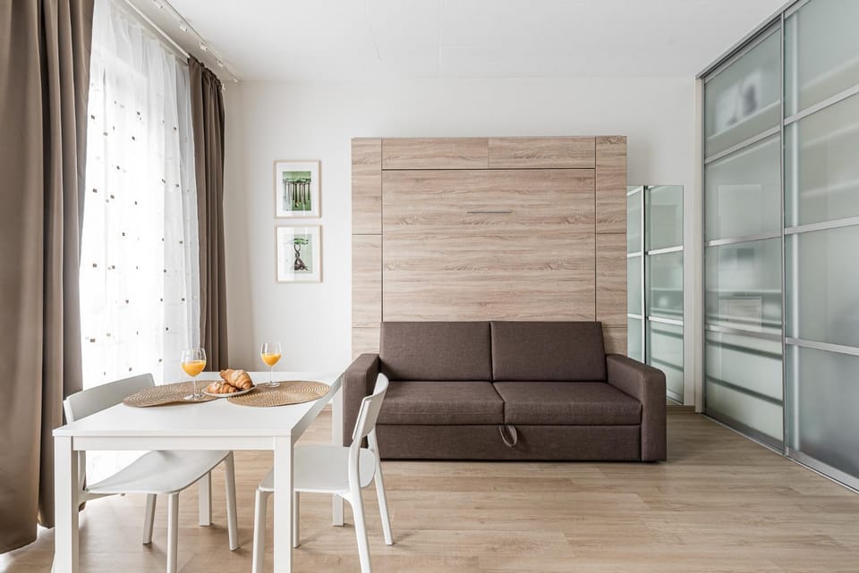 Living room, Seating area, Dining area
