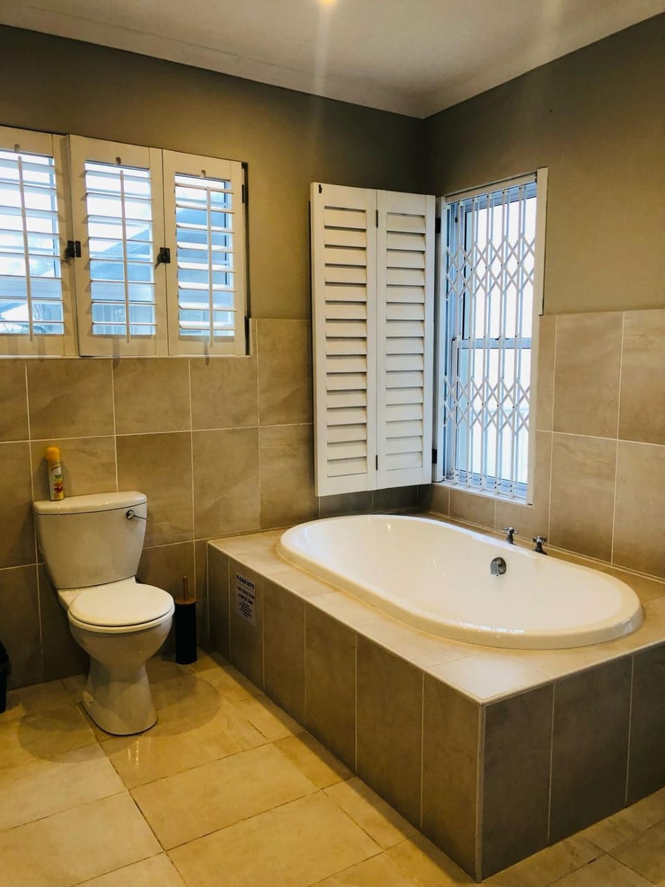 Toilet, Bathroom, Bath
