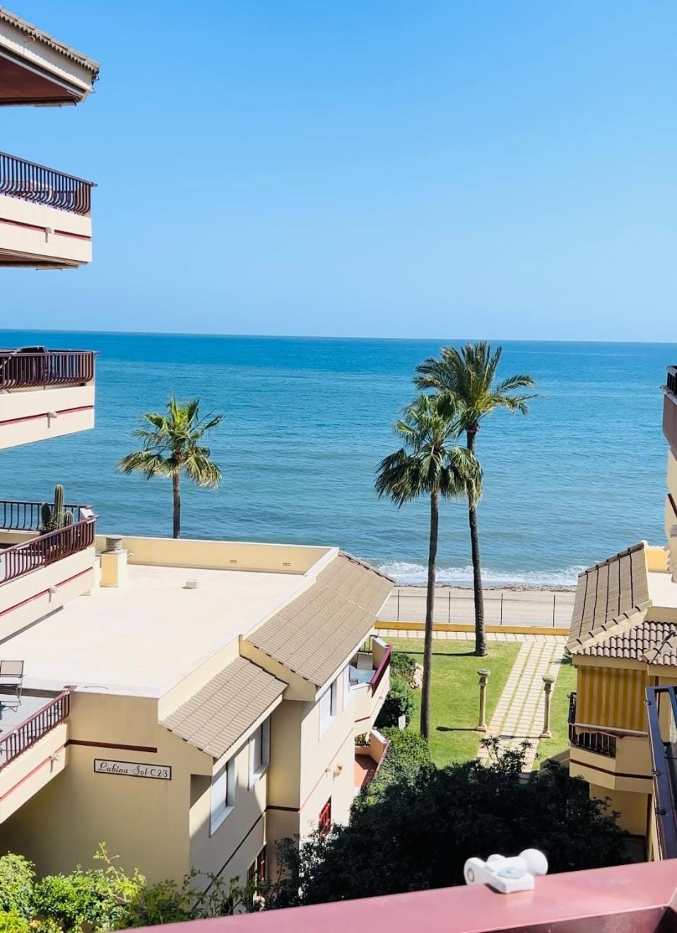 Property building, Natural landscape, View (from property/room), Balcony/Terrace, Beach, Sea view
