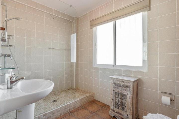 1 bedroom Penthouse with Pool access, Nerja centre Apartment in Nerja