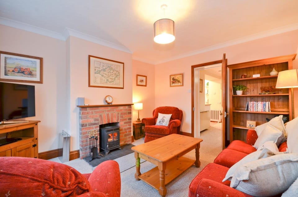 Communal lounge/ TV room, Living room