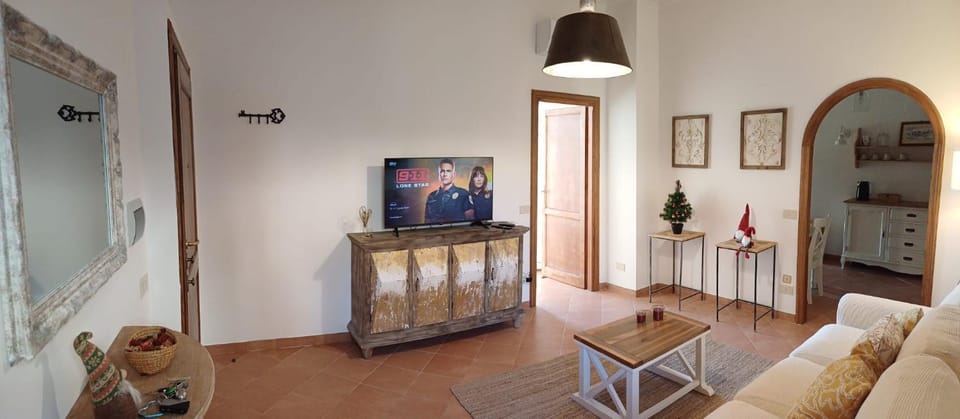 Communal lounge/ TV room, TV and multimedia