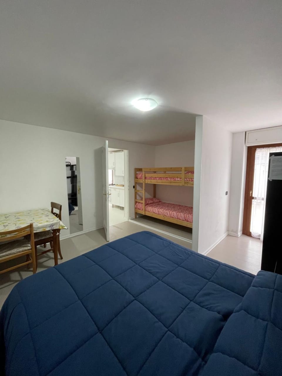 Casa HOST Roma , fontana candida Metro c, vicino Tor Vergata Apartment in Rome