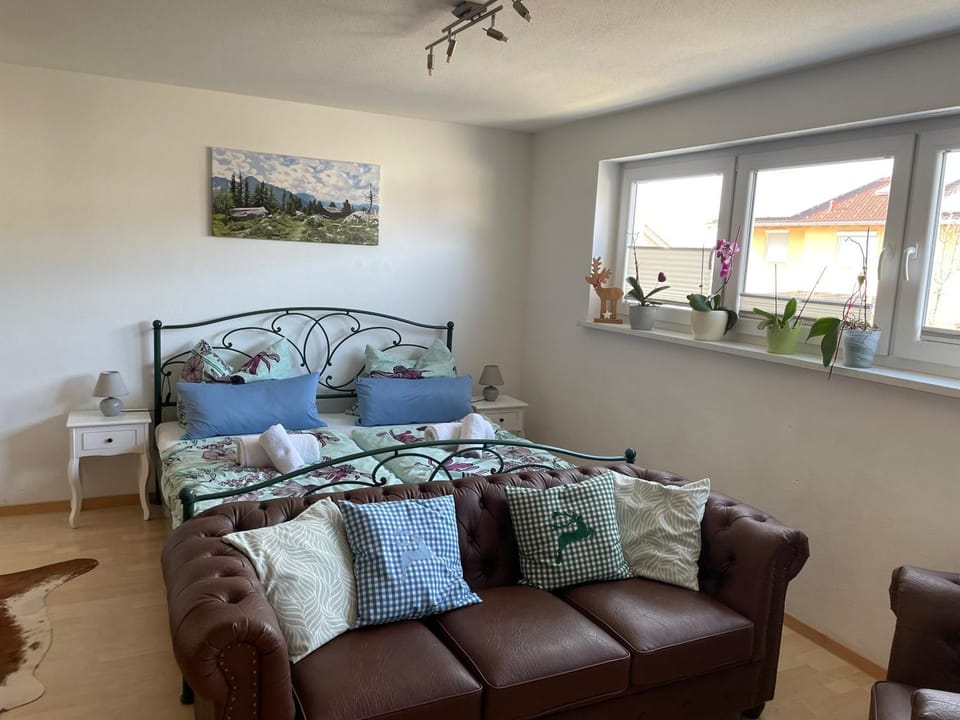 Bed, Bedroom