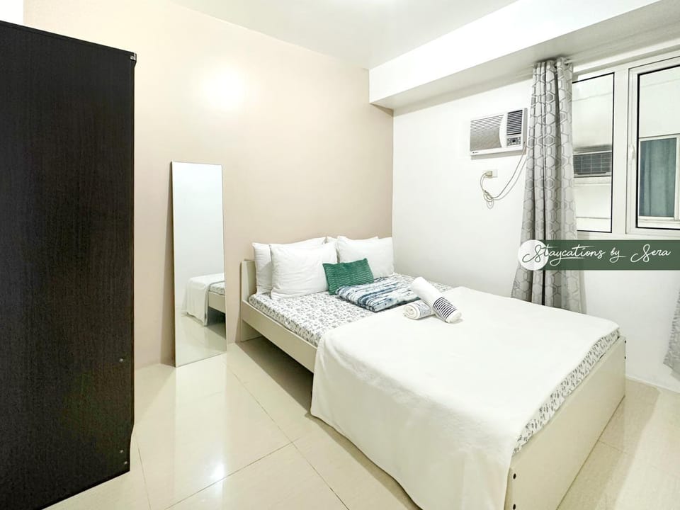 Shore Residences 2 Bedroom with Balcony Near NAIA Airport MOA Apartment hotel in Pasay