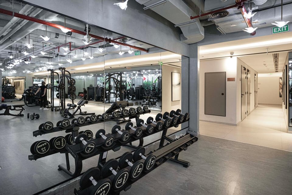 Luxury Studio Near Dubai Mall few mints walk Apartment in Dubai