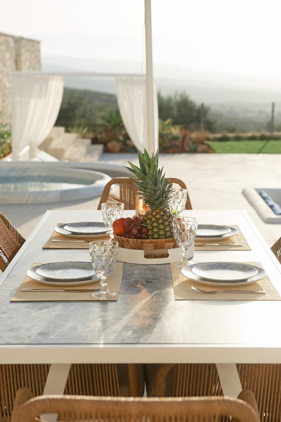 Patio, Day, Natural landscape, Seating area, Dining area, Food
