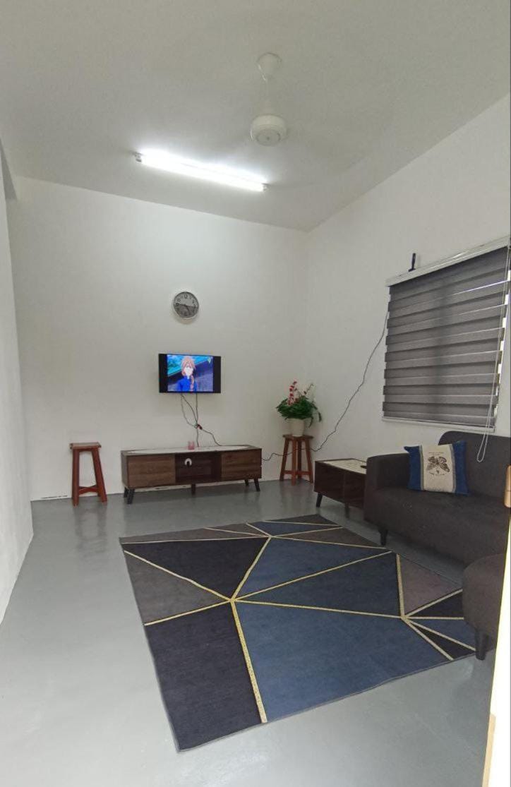 Senja Kelabu Homestay House in Terengganu, Malaysia