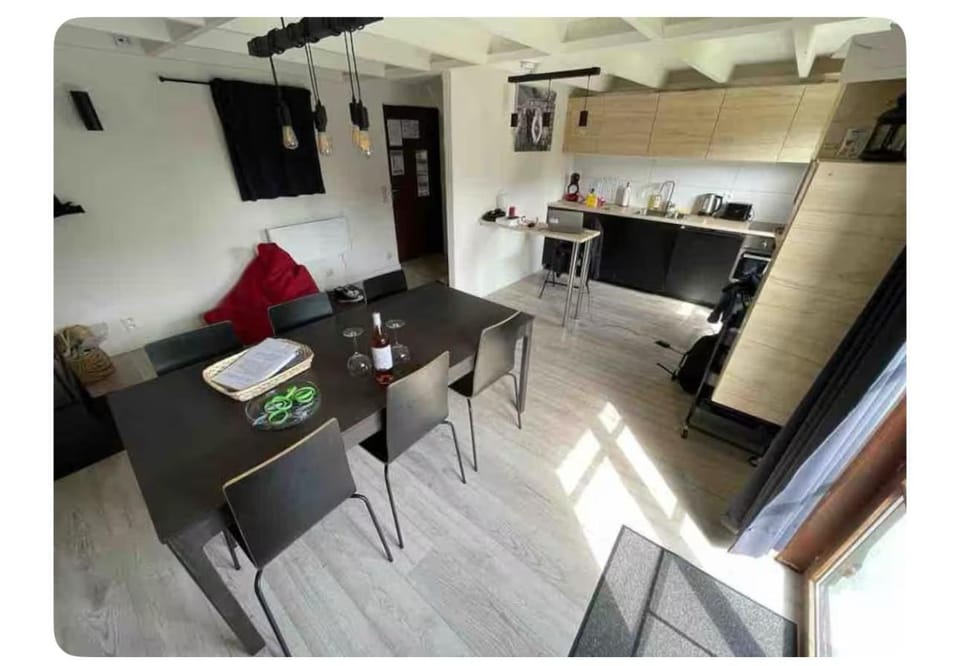 Kitchen or kitchenette, Living room, Dining area, stove