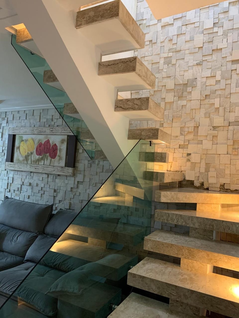 Casa 23 em Condomínio à 700m da Praia dos Astúrias Guarujá - SP Apartment in State of São Paulo