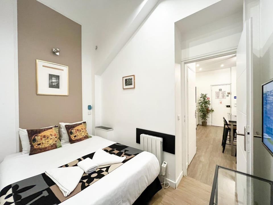 Urban Flat 101 - Maire Apartment in Paris