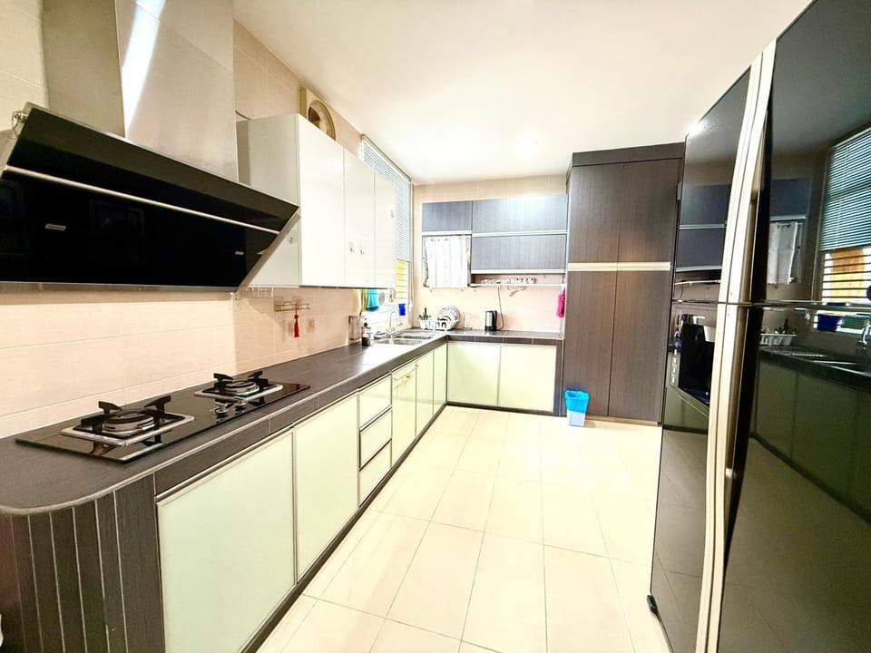 Austin Premium Suite Corner at Seri Austin by Maco Home House in Johor Bahru