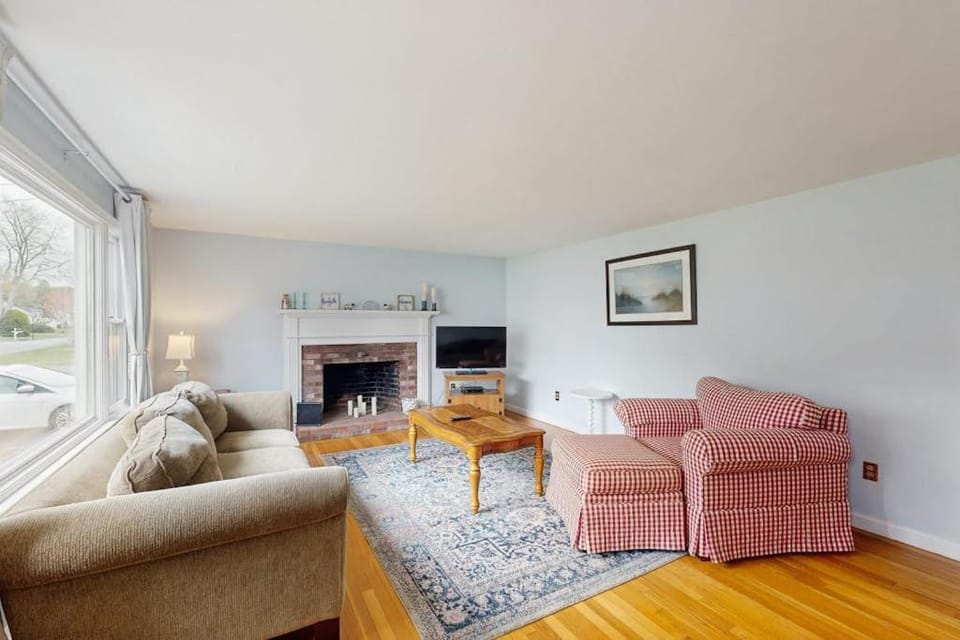 Captain's Escape House in South Yarmouth