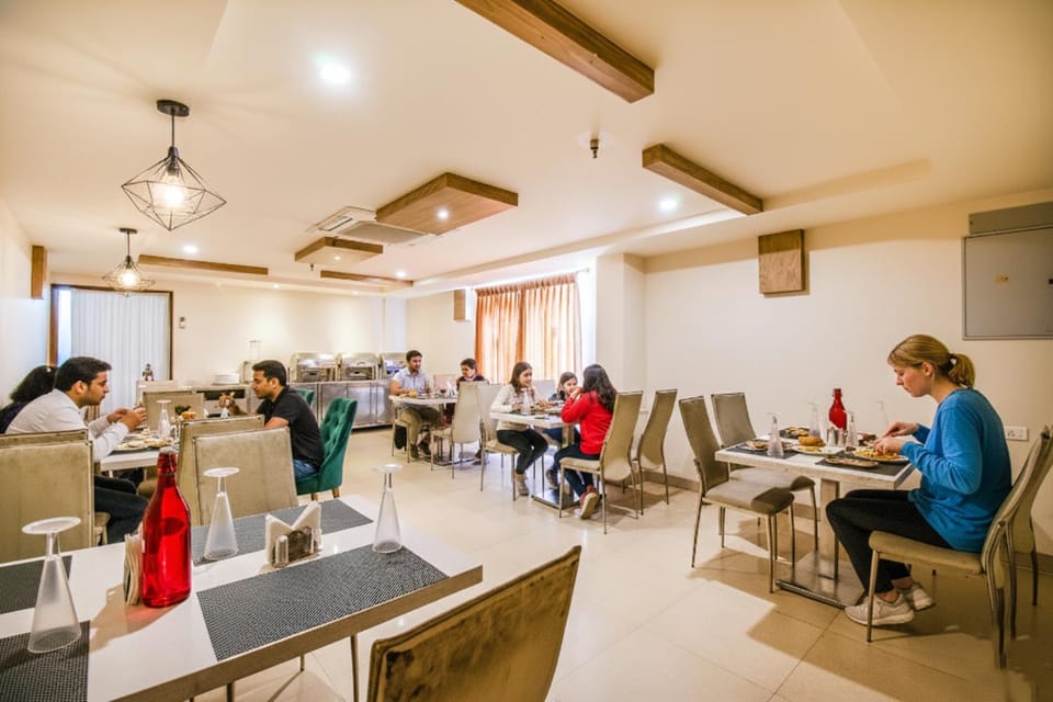 Restaurant/places to eat