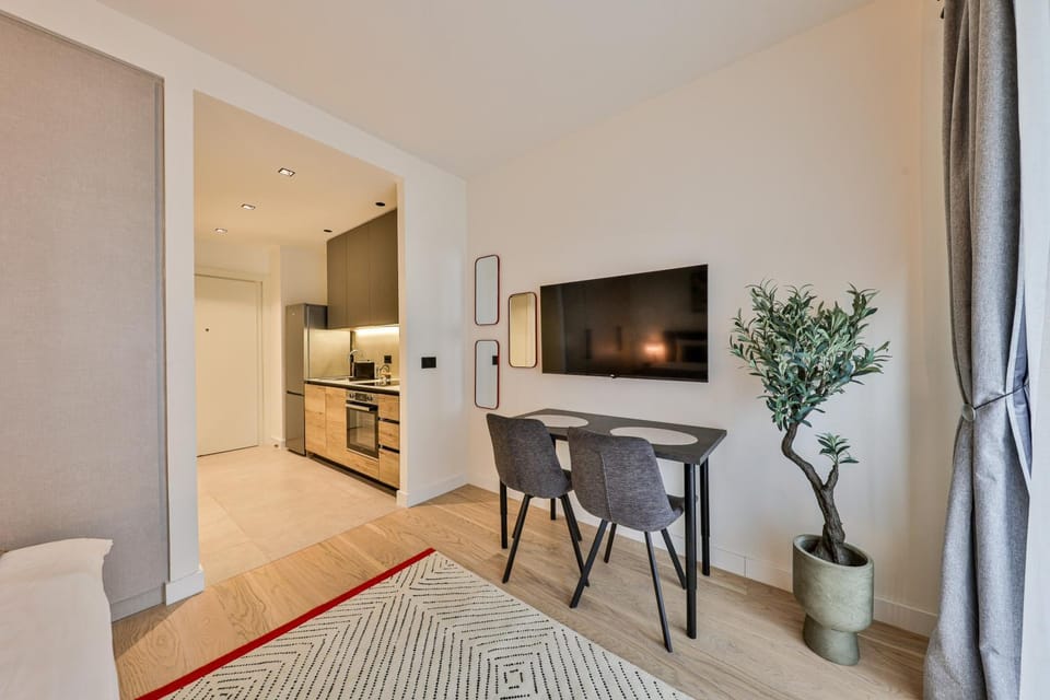 TV and multimedia, Kitchen or kitchenette