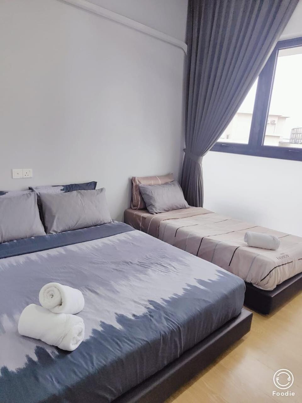 27Johor, nearCIQ, Danga bay Free parking 3BR15pax Apartment in Johor Bahru