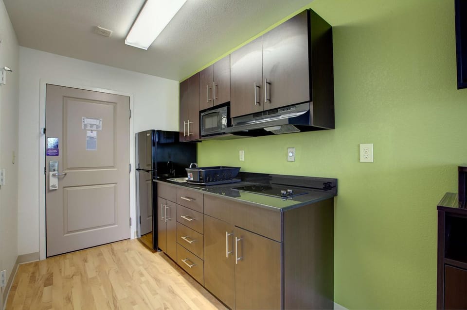 Kitchen or kitchenette, Photo of the whole room, On site