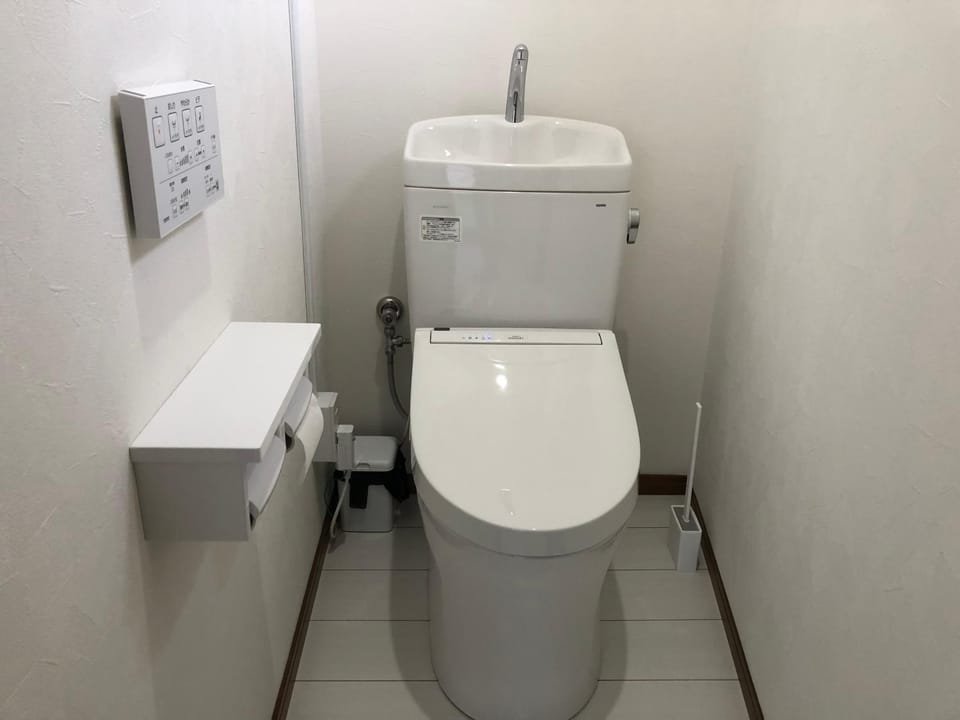 ゲストハウスシマジン Bed and Breakfast in Japan