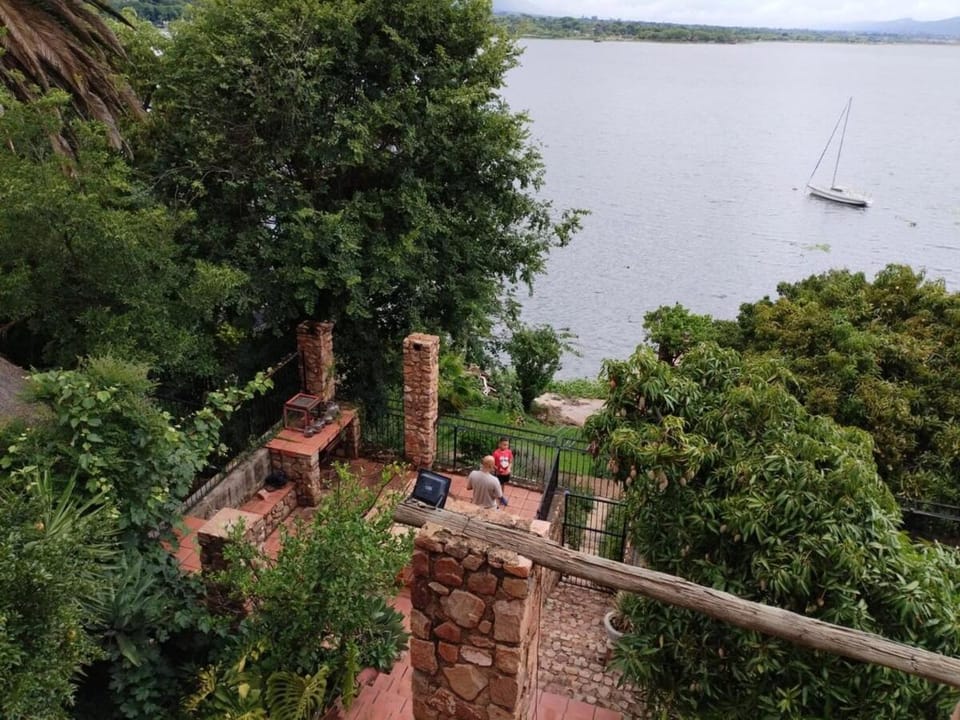 Garden, Balcony/Terrace, Lake view