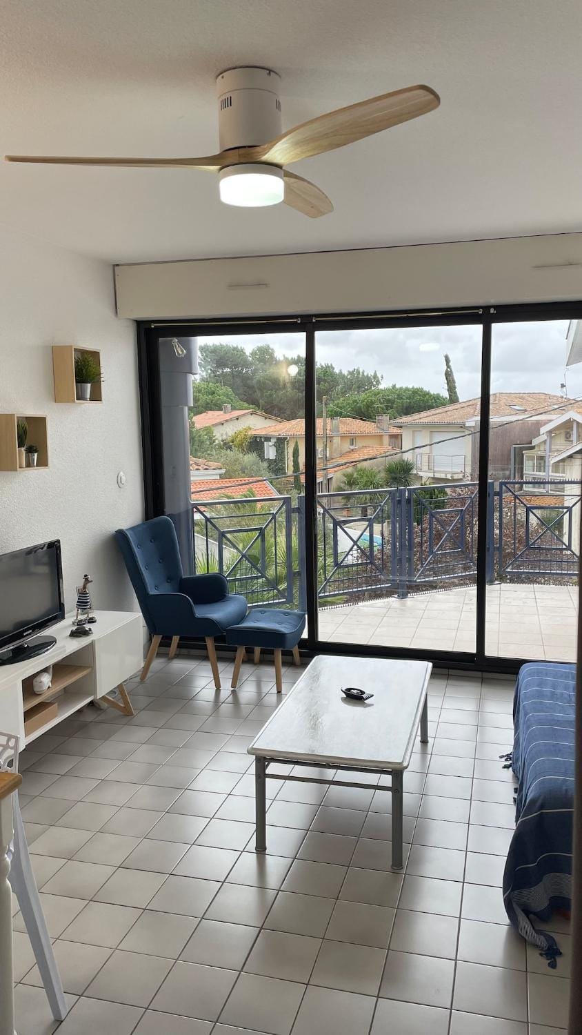 L'échappé bleu, T2 vue imprenable sur la plage Apartment in Andernos-les-Bains