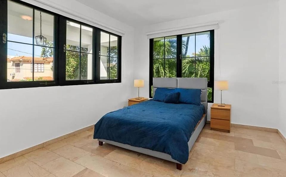 Casa Blanca Luxury Home by the Beach Apartment in San Juan