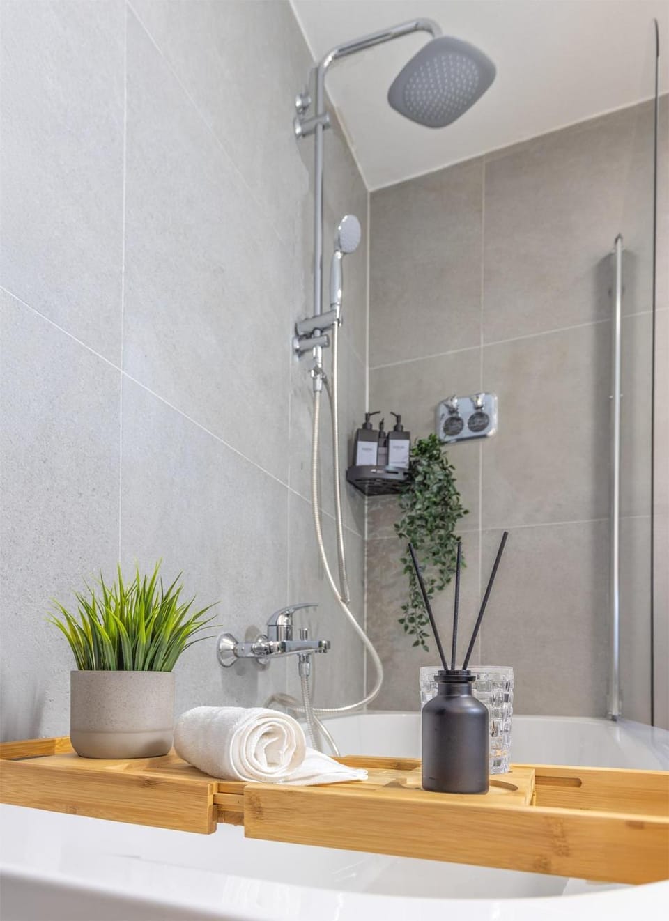 Bathroom, Bath