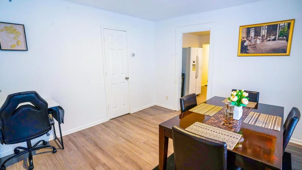 Bright and Cozy Home- Downtown Indianapolis House in Indianapolis