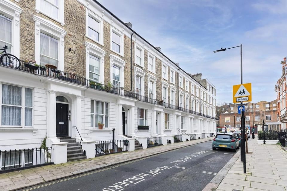 Flat in Notting Hill Apartment in City of Westminster