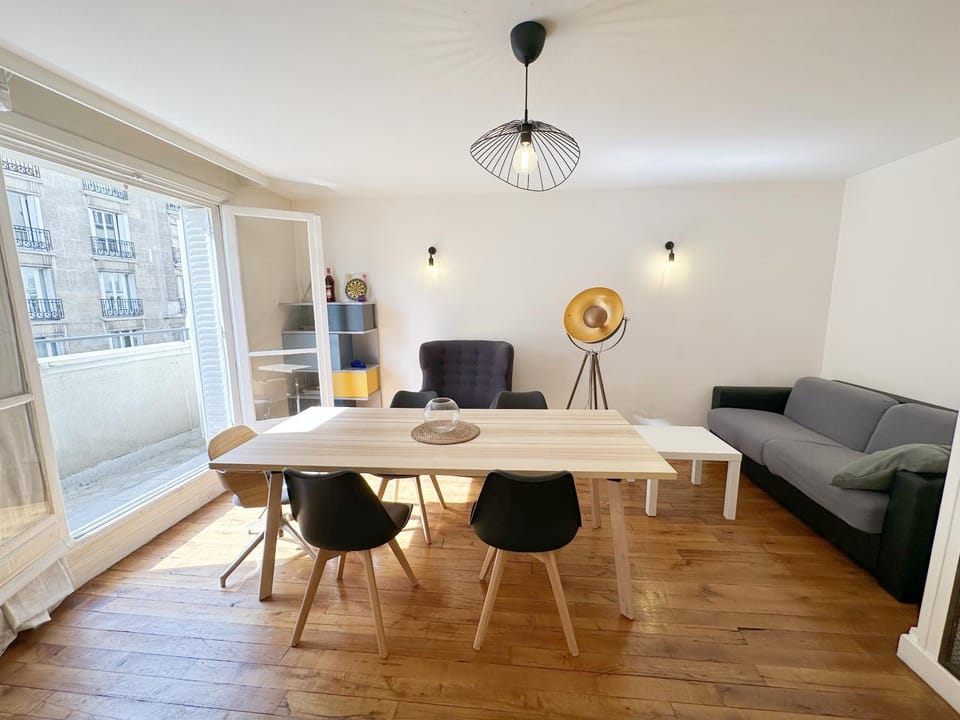 Living room, Business facilities, Dining area