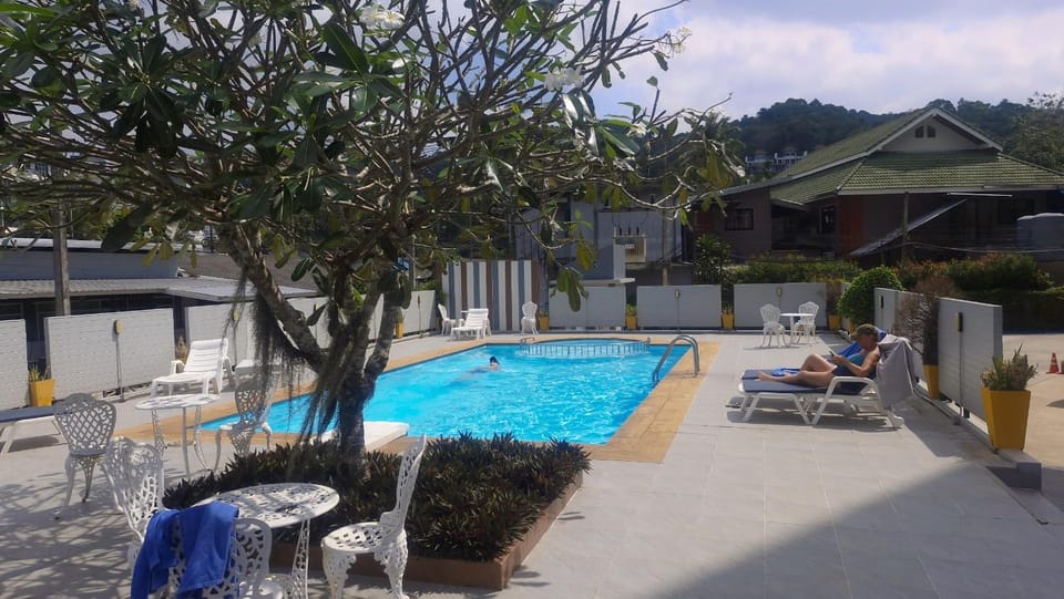 Swimming pool, Swimming pool, sunbed