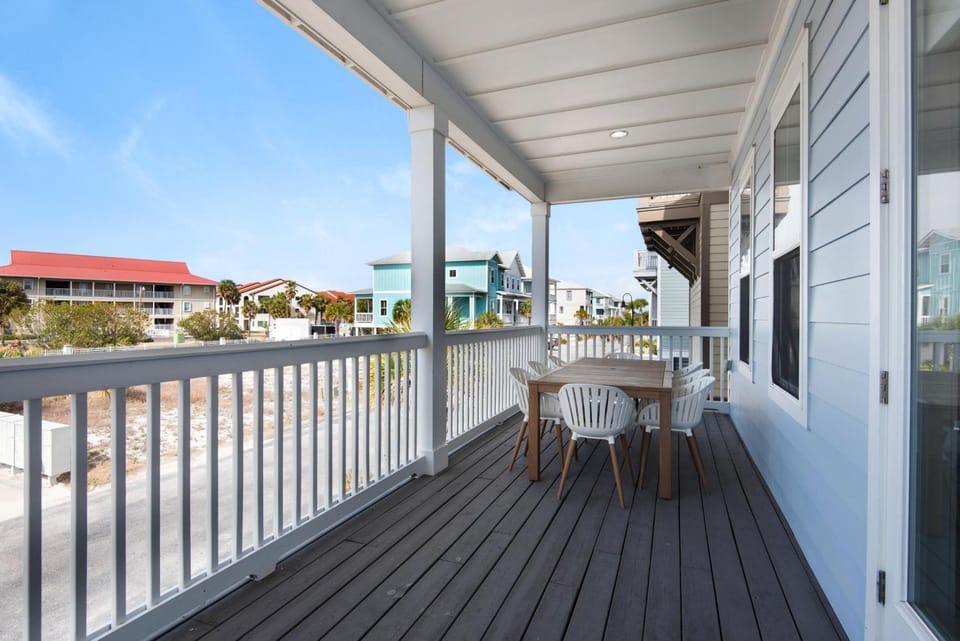 Southern Charm House in Pensacola Beach