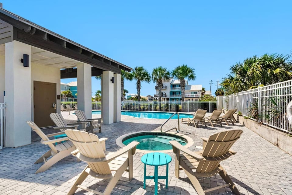Southern Charm House in Pensacola Beach