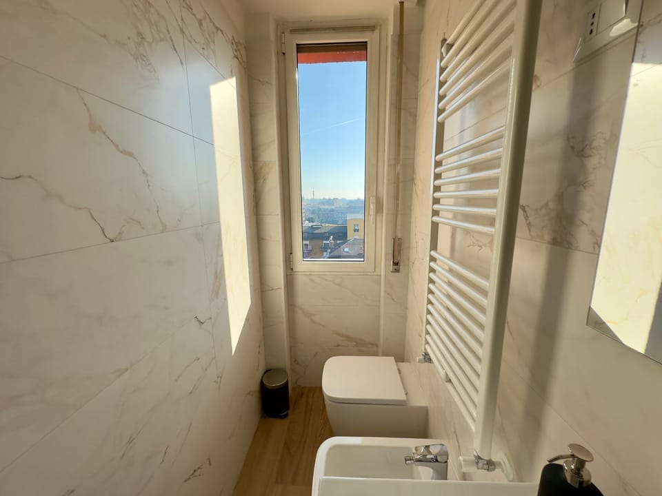 Toilet, Bathroom
