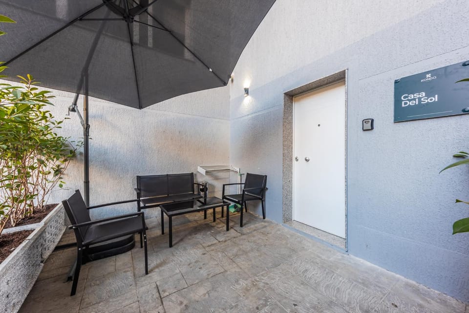 Patio, Day, Seating area