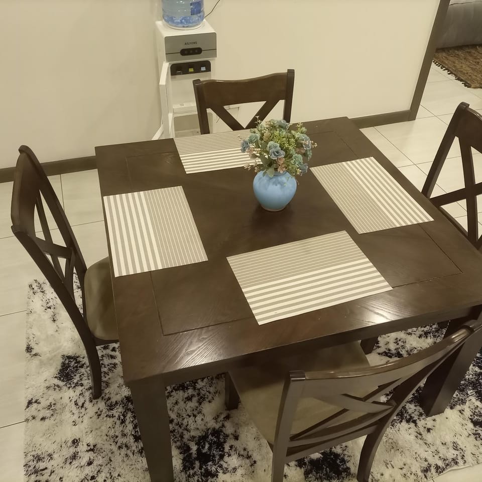 Luxury 2br Apartment Next to Mövenpick Hotel, Sarit and Westgate Mall Westlands Apartment in Nairobi