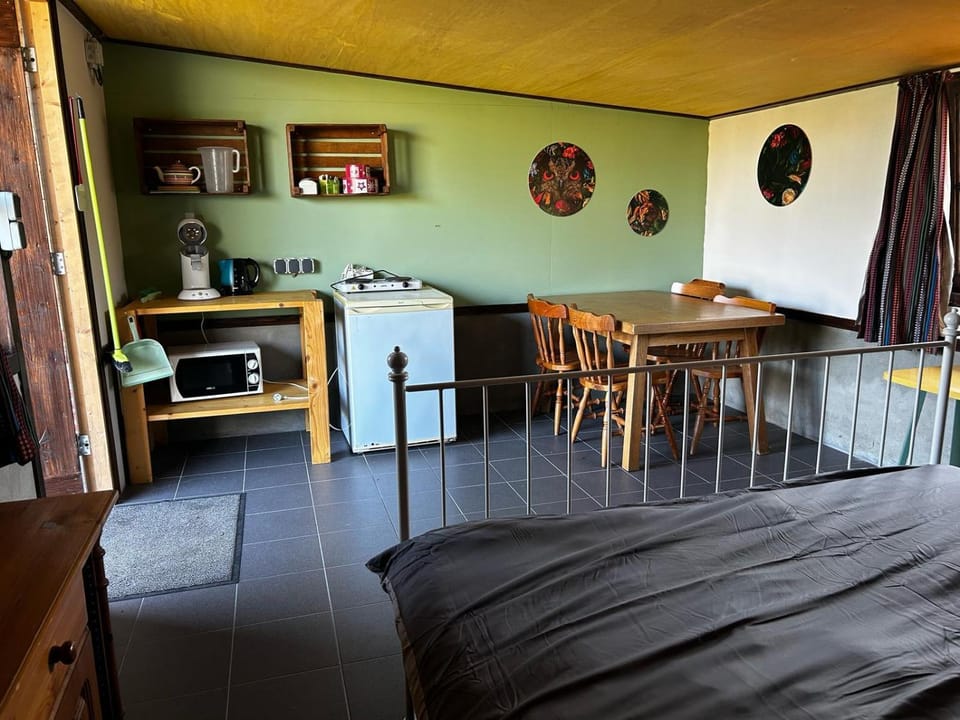 Kitchen or kitchenette, Photo of the whole room