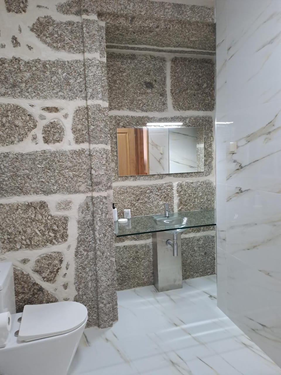 Guilhamil House House in Viana do Castelo District, Portugal