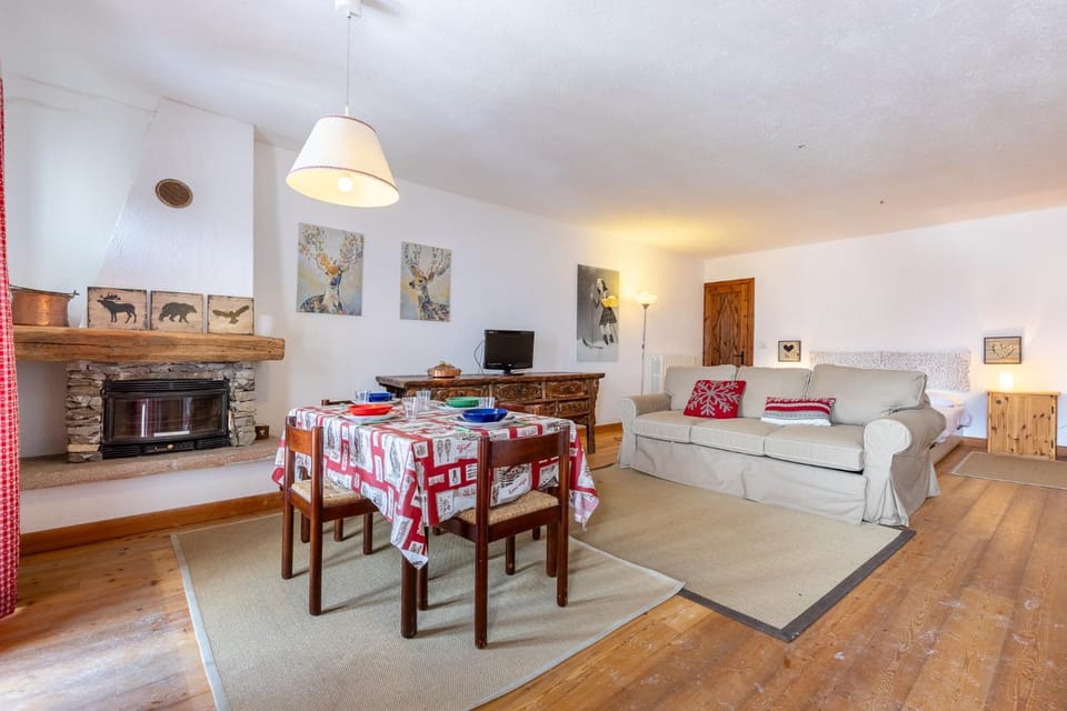 Hostdomus - Castle Apartments Apartment in Piedmont