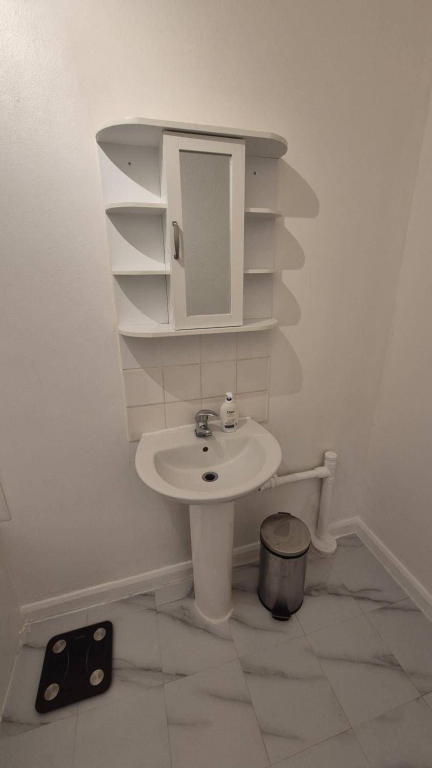 Toilet, Bathroom