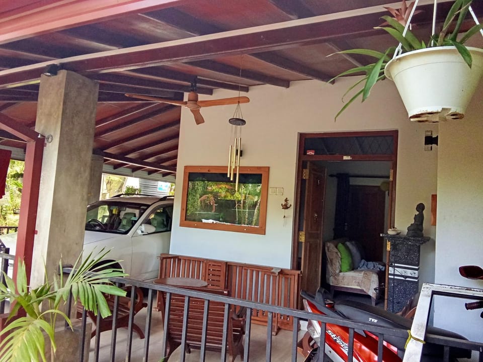 villa sunshine Vacation rental in Western Province