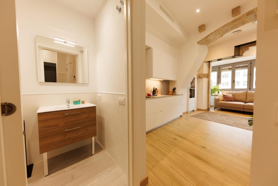 Living room, Photo of the whole room, Bedroom