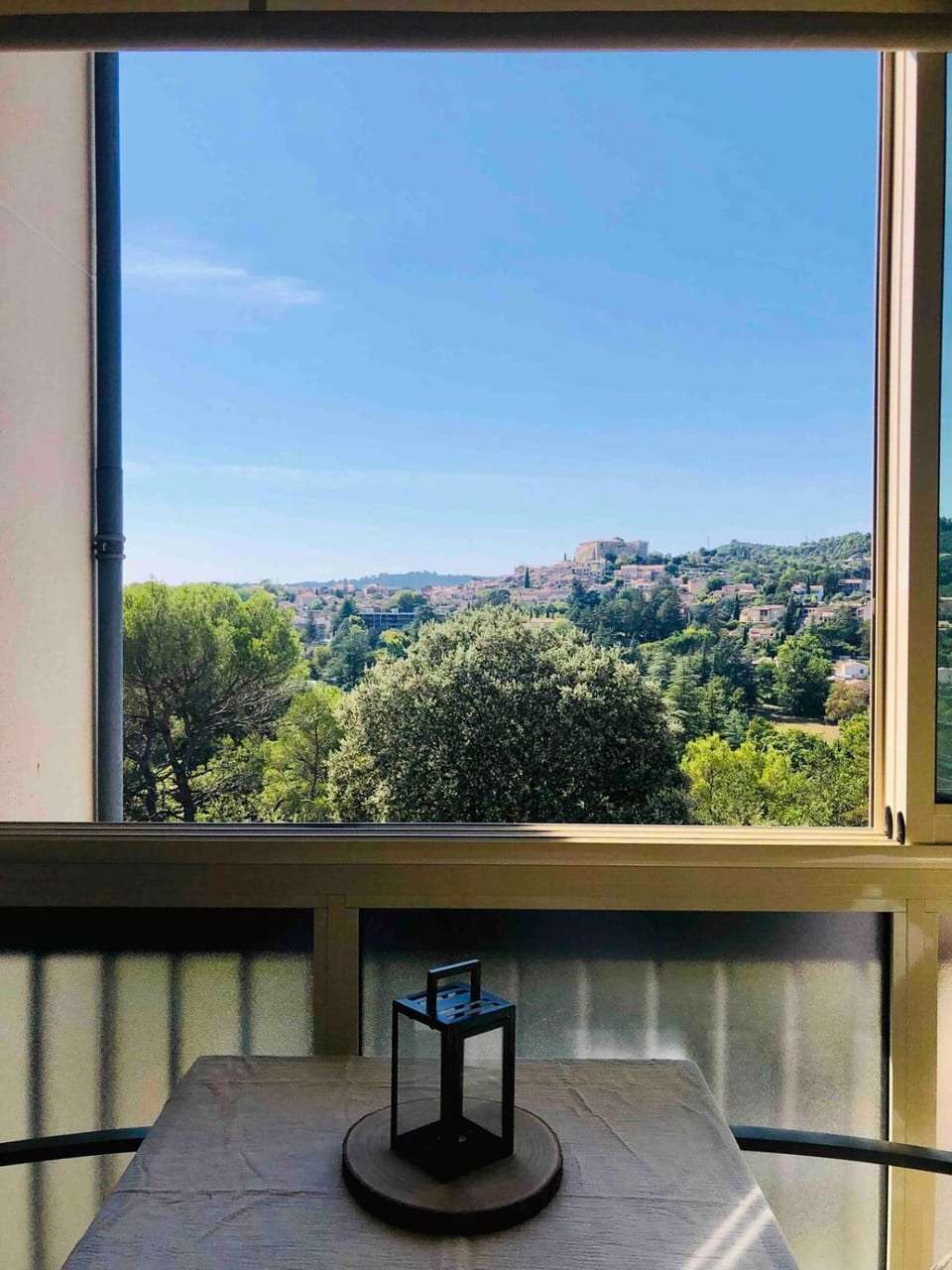 Grand Studio proche cure&village Apartment in Gréoux-les-Bains