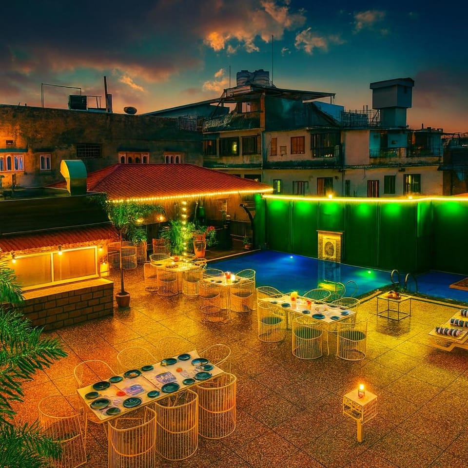 Hotel Bhagwati grand with rooftop swimming pool Hotel in Udaipur