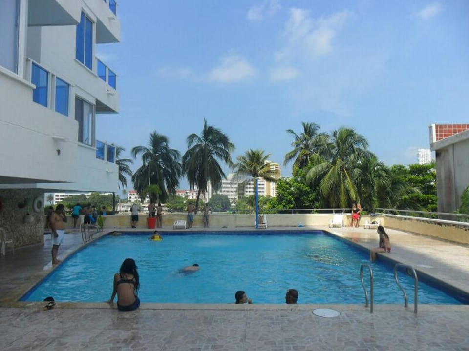 Swimming pool, Swimming pool