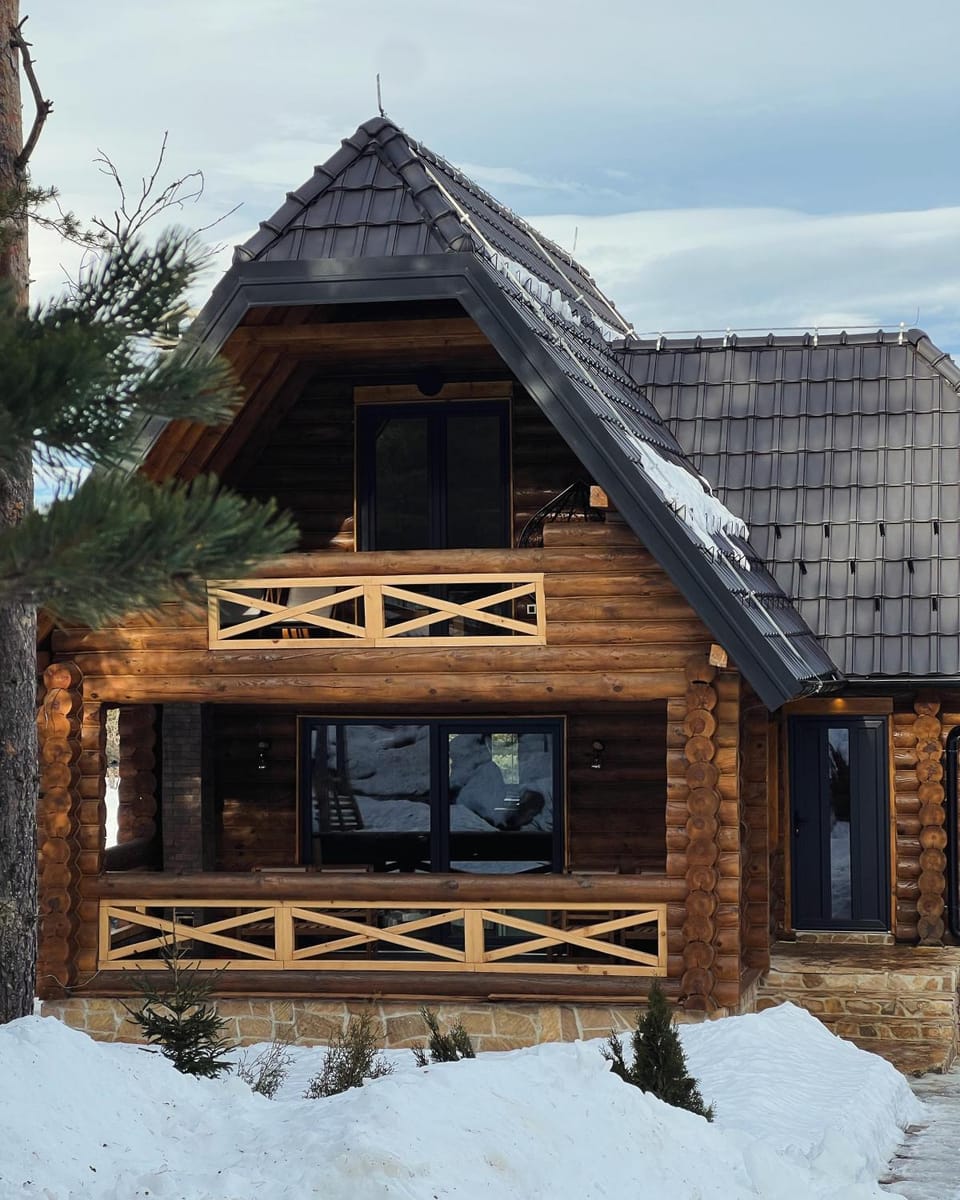 Property building, Day, Natural landscape, Winter