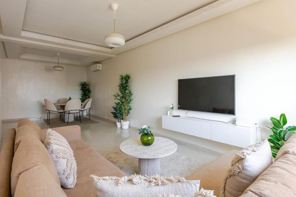 TV and multimedia, Living room, air conditioner