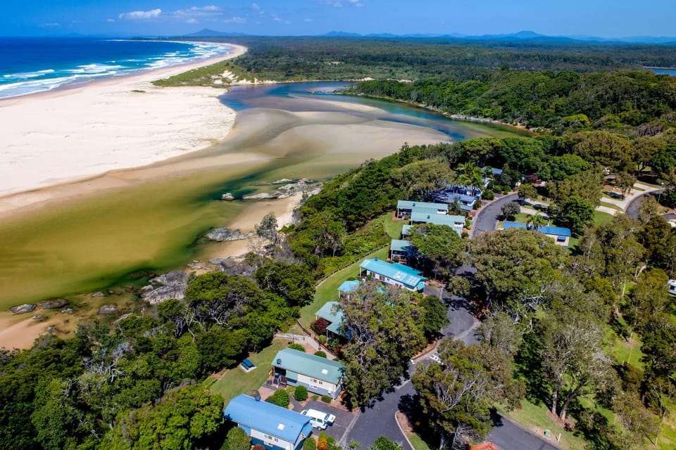 Nearby landmark, Natural landscape, Bird's eye view, Beach, Beach, On site