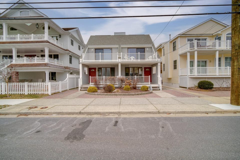 Steps to Beach: Townhome w/ Balcony in Ocean City House in Ocean City