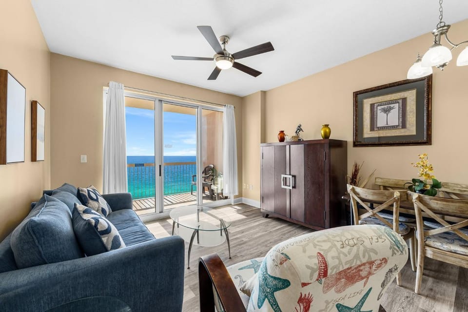Natural landscape, Living room, Sea view